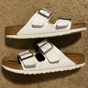 Birkenstock Arizona white with silver hardware size 38/ 7/ 7.5